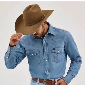 ⭐️NEW WRANGLER COWBOY CUT® LONG SLEEVE WESTERN DENIM SNAP WORK SHIRT- LARGE TALL